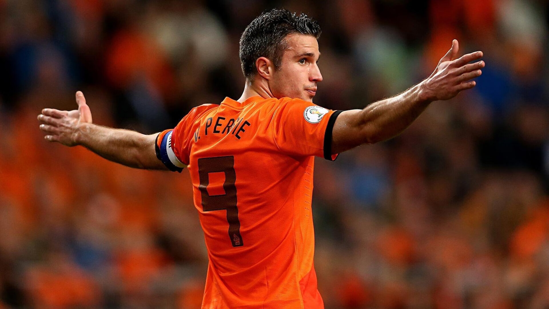 排球赛场焦点！意大利队对阵俄罗斯队，强强对话引爆全球球迷关注